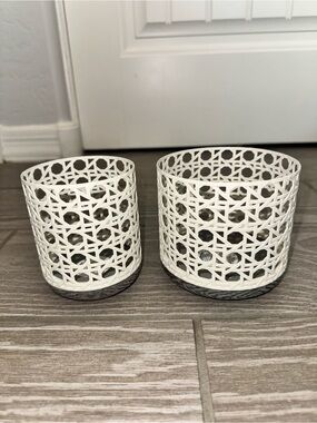 Bath & Body Works Candle Holders – Set of 2 (Single Wick + 3-Wick)